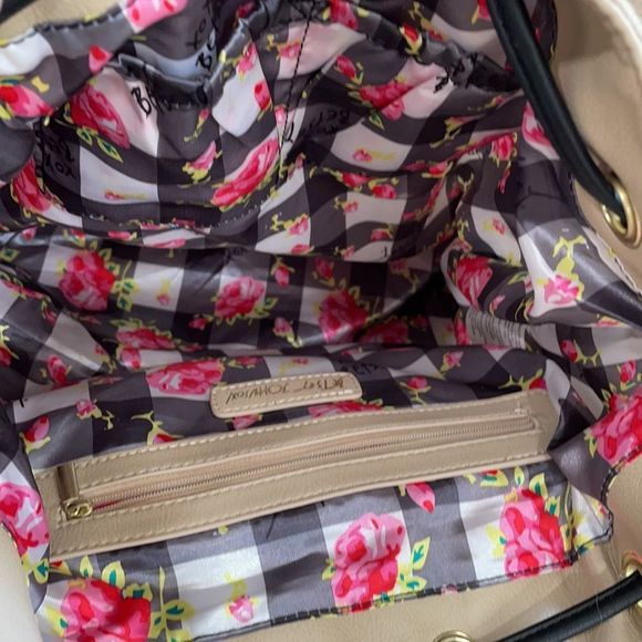 Betsy Johnson Backpack 🍒 - Picture 6 of 6